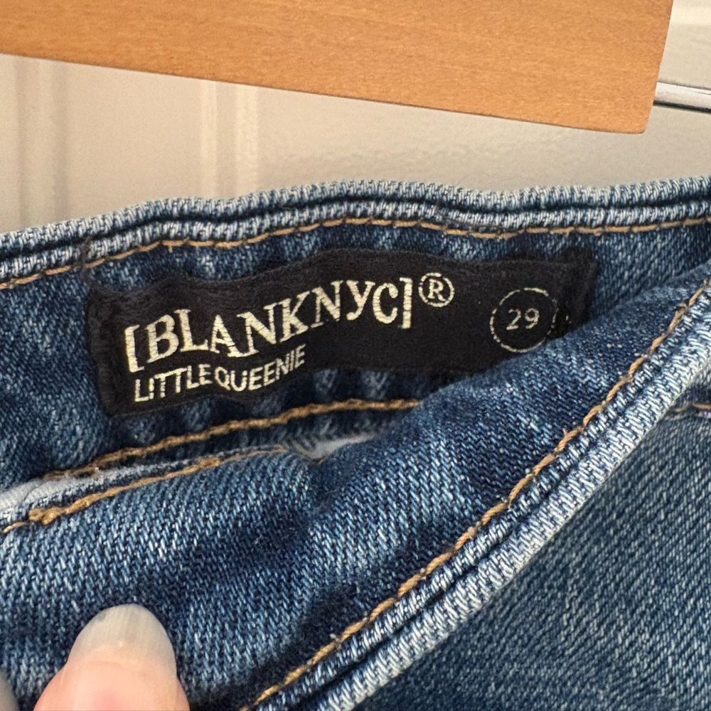 Blank NYC Little Queenie Cutoff Denim Jean Shorts Size 29 - Picture 2 of 3